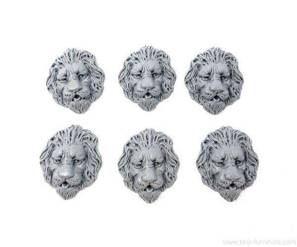 Lion Head bas-reliefs / Löwenkopf Wandrelief